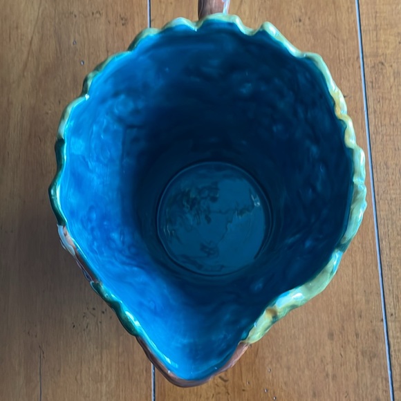 Grape Motif Water Pitcher - Picture 6 of 9